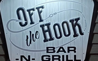 Off the Hook Bar-n-Grill